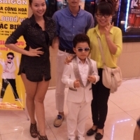 Fan Việt cuồng nhiệt giao lưu với "Psy nhí"