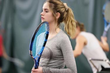 Nhan sắc rạng rỡ của 'hot girl quần vợt' Mỹ 14 tuổi