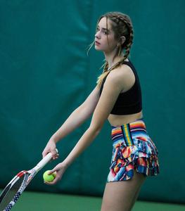 Gu thời trang gợi cảm của 'nữ thần quần vợt' nước Nga
