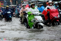 <Astic> Người Sài Gòn bì bõm giữa đường sau hai trận mưa lớn