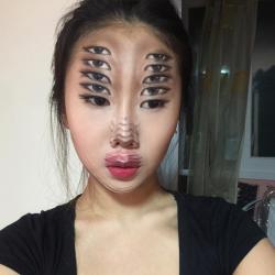 Nghệ sĩ trang điểm với khả năng make up gây ám ảnh người xem