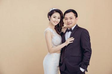 Choáng với danh sách hoa hậu, siêu mẫu Việt lấy chồng già