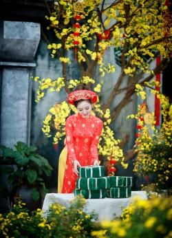 Hot girl "Vợ người ta" khiến bao chàng trai ao ước được "chung lối"