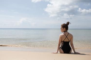 "Người yêu Tiến Đạt" diện bikini xoạc chân quá điêu luyện,hự...!