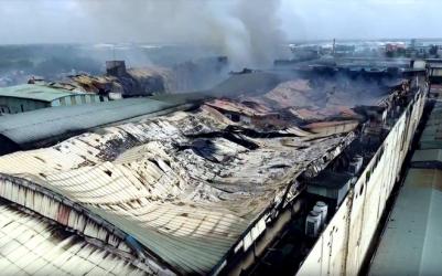 Công ty may ở Cần Thơ tan hoang sau cháy,thiệt hại 6 triệu USD