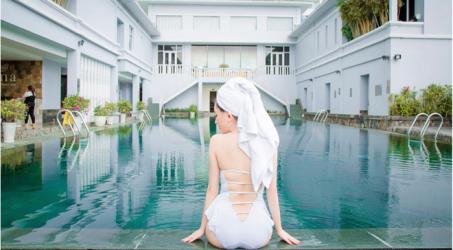 Vợ cũ Hồ Quang Hiếu thả dáng khiến cả hồ bơi điêu đứng