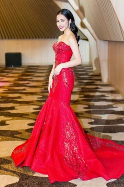 Hòa Minzy 1 năm sau khi chia tay Công Phượng