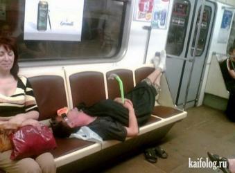 Chuyện "kinh dị" trên chuyến tàu điện ngầm