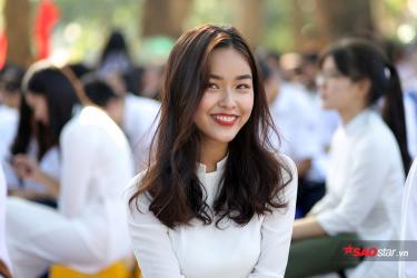 'Đặc sản' trong lễ bế giảng của teen Chu Văn An: 'Cả một trời' gái xinh khiến dân mạng xao xuyến