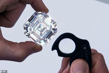 kim cương đắt giá tới mức... không thể định giá