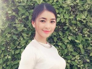 Nhan sắc quyến rũ của nữ diễn viên Việt quyết tâm 'bẻ lái' làm phi công