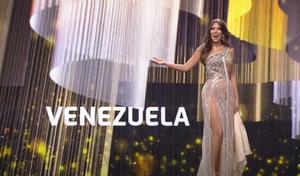 Hoa hậu Venezuela nghi lộ 'vùng cấm địa' trên sân khấu Miss Grand