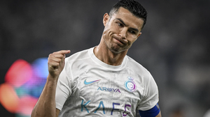 Al Nassr FC xác nhận Ronaldo sẽ vắng mặt trận giao hữu gặp Messi vì chấn thương
