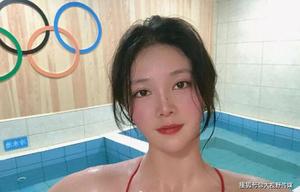 Nữ thần bóng nước Trung Quốc khiến khán giả Olympic Tokyo say đắm