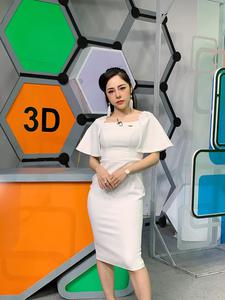 Bạn gái mới của Huỳnh Anh: MC VTV sống sang chảnh, 'single mom' từng thẳng thắn thừa nhận thẩm mỹ